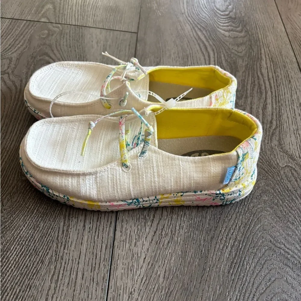 Hey dude Kids White Moccasins